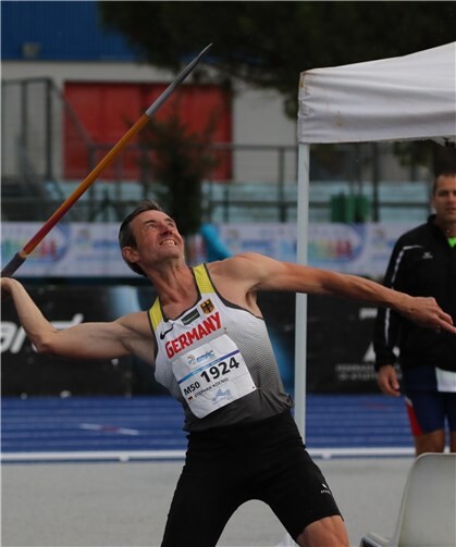Der Speerwurf begann wetterbedingt mit großer Verspätung