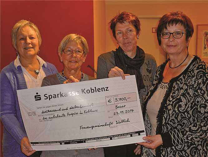 Der Spendenscheck an den Koblenzer Hospizverein.privat