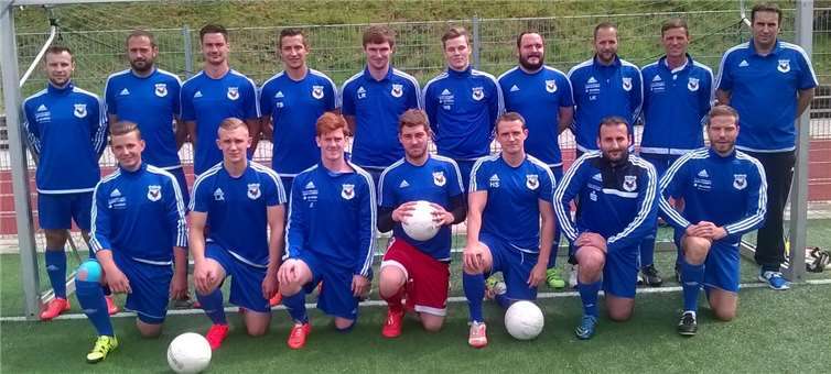 Der Spielerkader 2016/2017 des TuS Hausen. privat