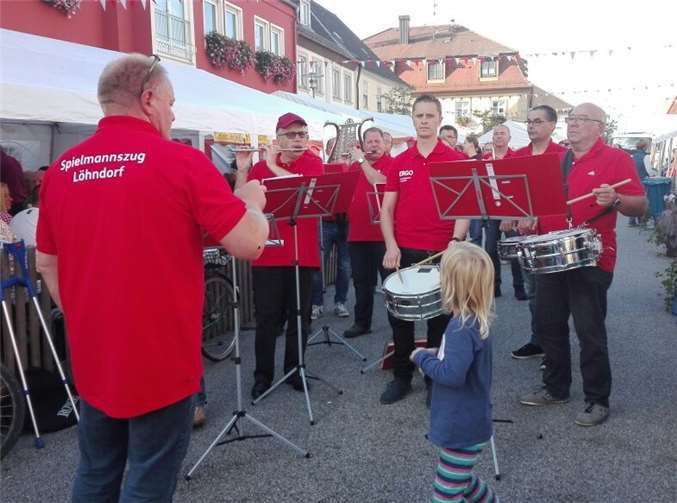Der Spielmannszug Löhndorf hatte einen Auftritt auf der Kirmes in Memmelsdorf. privat
