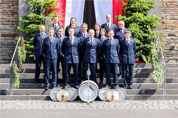 Der Spielmannszuges 1864 der Freiwilligen Feuerwehr Treis/Mosel feiert Jubiläum. Foto: privat