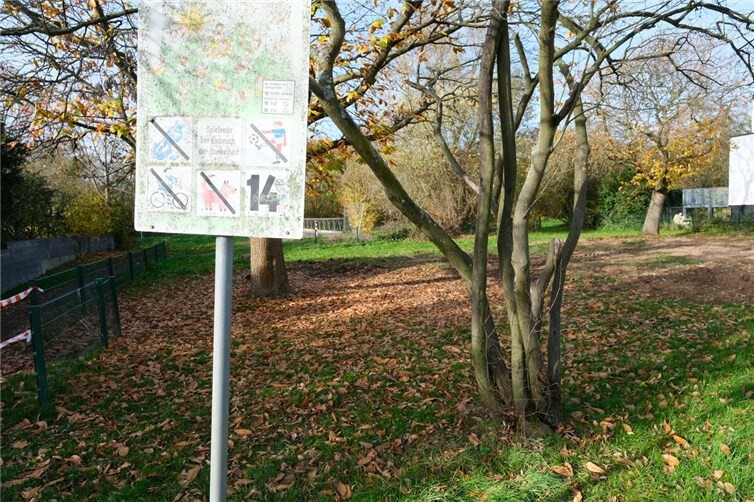 Der Spielplatz Quellenstraße wurde durch die Flutkatastrophe 2021 besonders in Mitleidenschaft gezogen. Nun steht der Beginn der Sanierungsarbeiten unmittelbar bevor. Foto: Gemeinde Swisttal