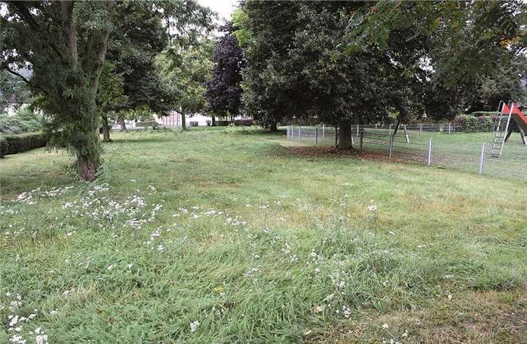 Der Spielplatz soll verschoben werden, um Platz für neues Bauland zu schaffen. DL