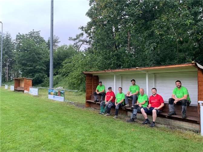Der Sportverein Landkern hatte zu einem Arbeitseinsatz am Sportgelände eingeladen. Foto: privat