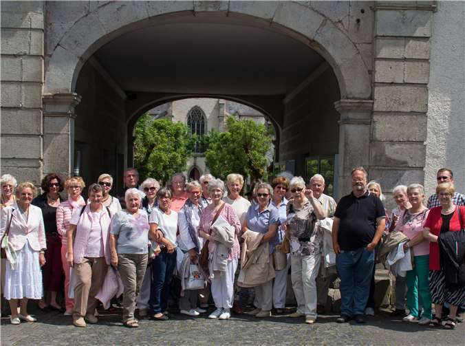 Der St. Marien-Chor war bei herrlichem Wetter in Marienstatt und Hachenburg unterwegs. Jochen Rohm