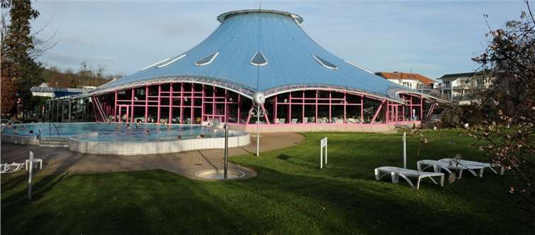 Der  Stadtrat Bad Neuenahr-Ahrweiler bekräftigte auf seiner letzten Sitzung einstimmig sein "Ja" zu den Ahrthermen. Fix