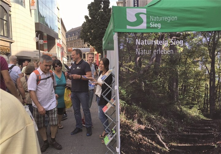 Der Stand der Naturregion Sieg während des Aktionstages „Köln bewegt sich“.Rhein-Sieg-Kreis