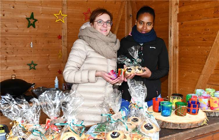 Der Stand des Jugend-Hilfe-Vereins für den Kreis Ahrweilerbot dekorative Dinge an, die von den Jugendlichen selbst hergestellt wurden.