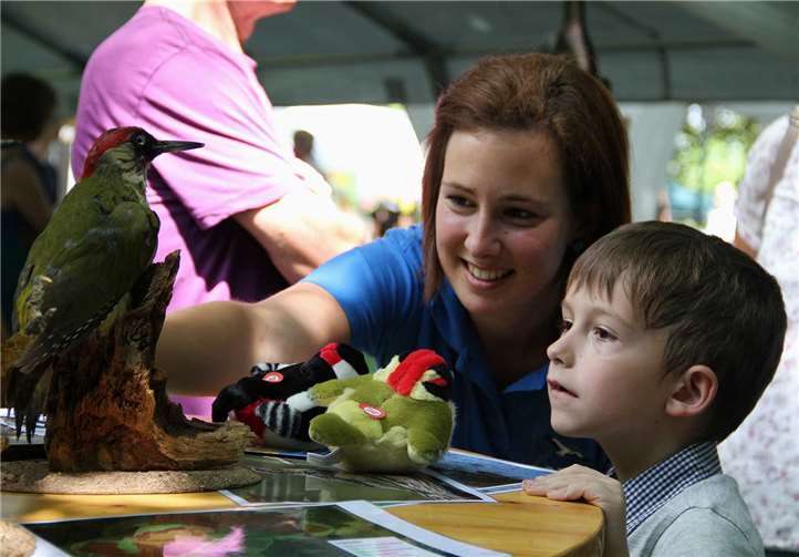 Der Stand des NABU bot Natur zum Anfassen.