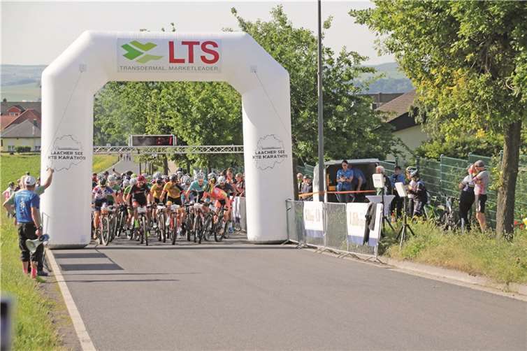 Der Start und Zielbereich befindet sich an der Grundschule in Nickenich in der Lavastraße. Fotos: FRE