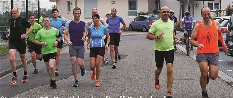 Der Start zum zwölften Vereinsduathlon des Puderbacher Lauftreffs. privat