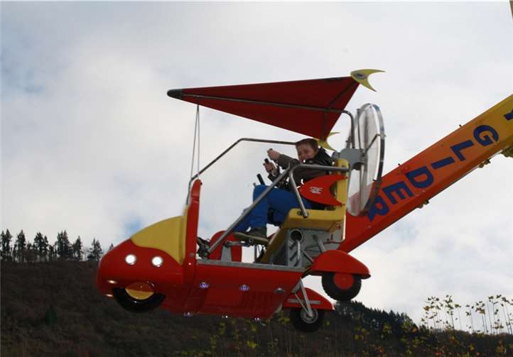 Der Sternflug mit dem „Sky Glider“ ist einer der beliebtesten Anlaufpunktefür die kleinen Weihnachtsmarktbesucher.