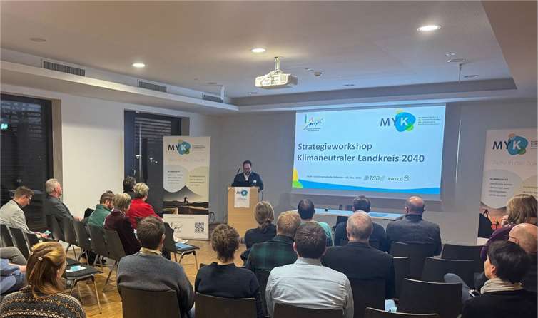 „Der Strategieworkshop ist ein entscheidender Schritt auf dem Weg zur Klimaneutralität unseres Landkreises“, betonte der Erste Kreisbeigeordnete Pascal Badziong in seiner Begrüßung. Foto: Kreisverwaltung MYK