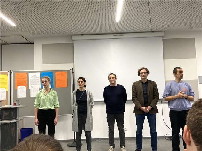 Der Studientag bot ein attraktives Fortbildungsprogramm mit fünf Künstler:innen aus Rheinland-Pfalz. Foto: Sylvia Langen