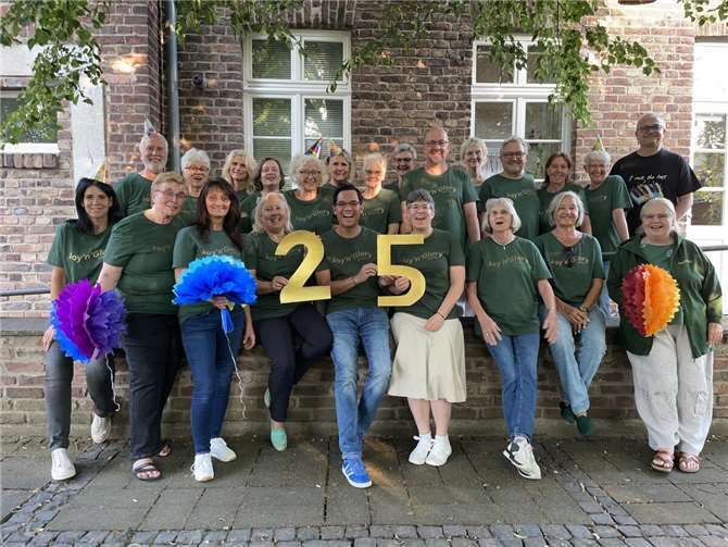 Der Swisttaler Gospelchor „Joy’n’Glory“ feiert in diesem Jahr sein 25-jähriges Bestehen.  Foto: privat