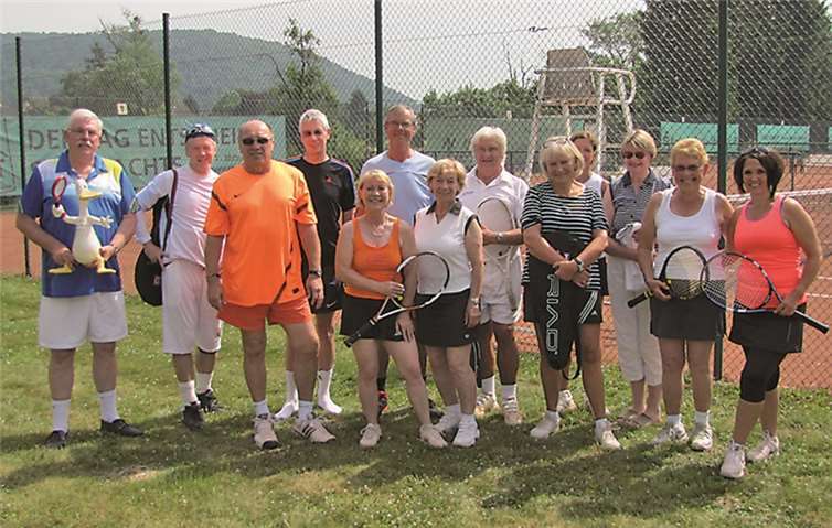 Der TC Bad Bodendorf e.V. zum Mixed-Pfingstturnier. privat