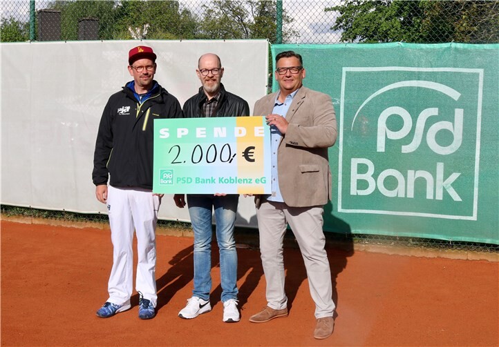 Der TC Bendorf freut sich über die Spende der PSD Bank. Foto: privat