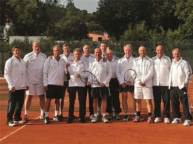 Der TC Weibern: Ernst Hirner, Hans-Peter Groetz, Franz Nett, Lothat Buhr, Thomas Wolff, Dietmar Gäbert, Erich Klapperich, Franz-Josef Buhr, Egon Theisen, Wolfgang Weigelt, Norbert Bell, Hans-Dieter Hanitzsch, Josef Wiemer. privat