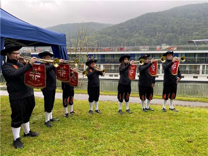 Der TGO-Fanfarenzug bei der Schiffstaufe.Foto: privat