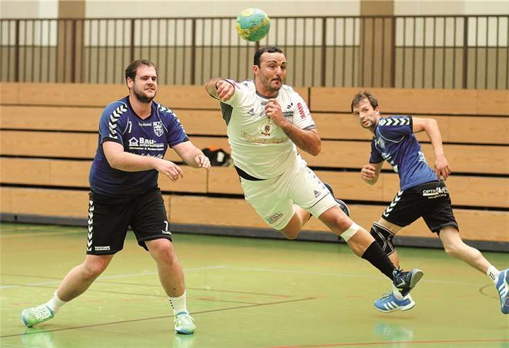 Der TV Moselweiß (hier: Serdar Begen) konnte von Güls und Horchheim nicht aufgehalten werden. RW