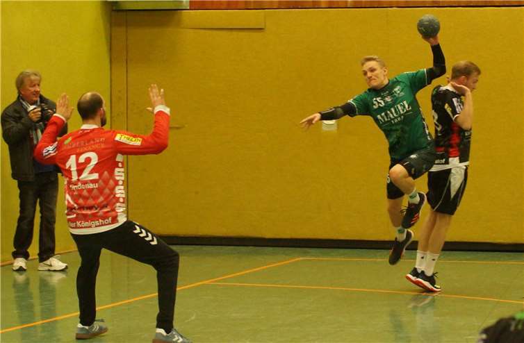 Der TV Rheinbach konnte sich im Abstiegsduell durchsetzen. Foto: Marcel Castillo Buchner