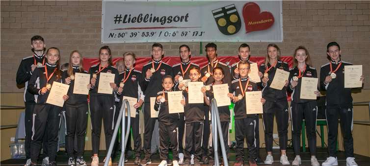 Der Taekwondo-Verein Swisttal wurde bei der Swisttaler Sportlerehrung mit dem GSV-Ehrenpreis „SwistTaler 2019“ ausgezeichnet.