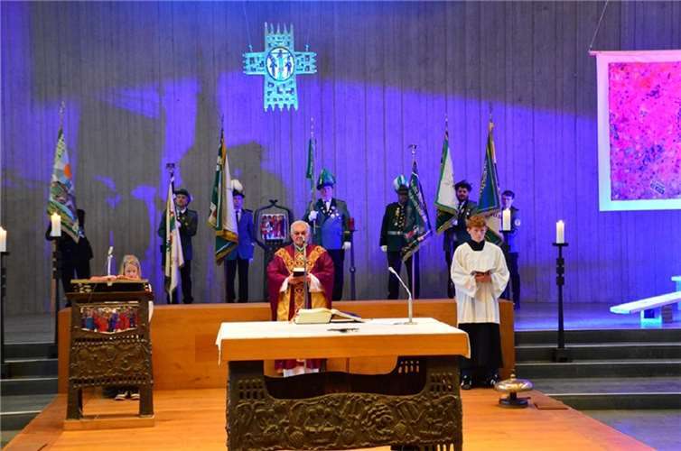 Der Tag begann mit einem gemeinsamen Besuch der Messe.  Foto: privat