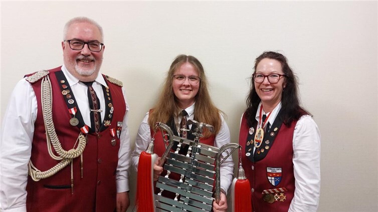 Der Tambour Corps freut sich über die neue Lyra.  Foto: privat