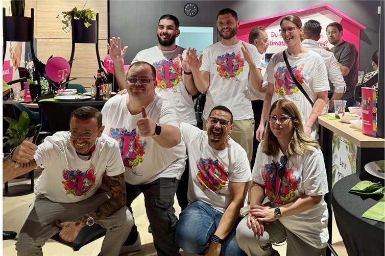 Der Telekom-Partner-Shop Andernach in der Bahnhofstraße 21 hat nach einem umfangreichen Umbau neu eröffnet. Foto: TKNETZ GmbH