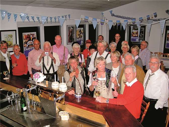 Der Tennisclub Bad Hönningen auch in diesem Jahr wieder sein traditionelles Oktoberfest. Ingo Wilhelmi