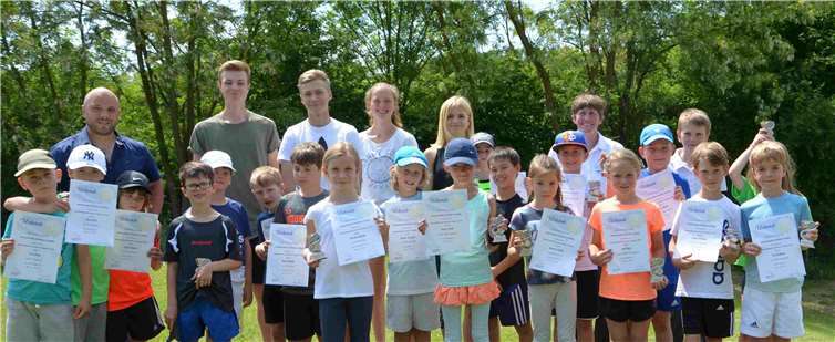 Der Tennisnachwuchs war mit großem Spaß beim Kleinfeldturnier dabei. Tennisverband Rheinland/Simone Wernecke