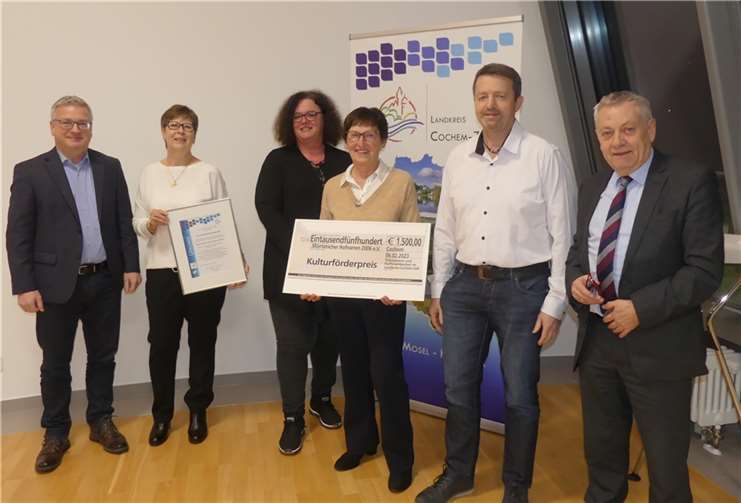 Der Theaterverein Möntenicher Hofnarren durfte sich ebenfalls über den Kulturförderpreis Cochem-Zell freuen.
