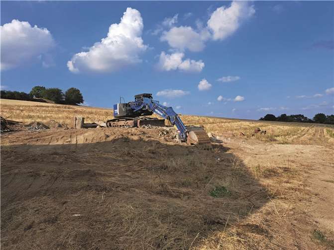 Der Thürer Gemeinderat vergab den Auftrag für die Erschließungsarbeiten zur Errichtung des Neubaugebietes „Zum Wingert II“.  Foto: FRE