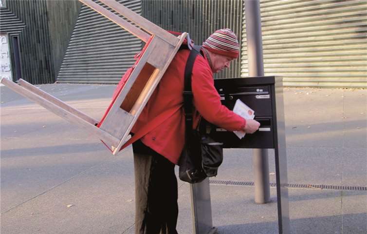 Der Tischmensch Boris Nieslony unterwegs.