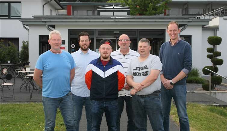 Der Traditionsclub SC Rhein-Ahr Sinzig 1910 und der aufstrebende Neuling FC Inter Sinzig haben die Notwendigkeit erkannt, dass eine sinnvolle und zukunftsweisende Jugendarbeit nur unter Bündelung der Kräfte beider Vereine möglich sein kann.privat