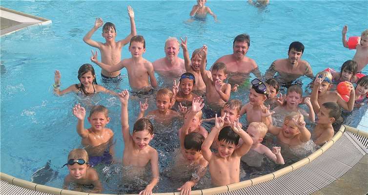 Der Trainingsauftakt begann nicht wie gewohnt in der Urmitzer Turnhalle, sondern im Freizeitbad Tauris in Mülheim-Kärlich.Privat