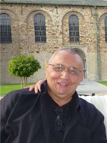 Der Travestie-Künstler Curt Delander.privat