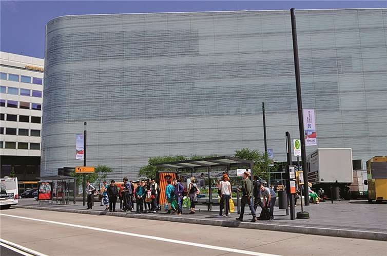 Der Trichterplatz ist ein beliebter Aufenthaltsort für die Bürger.