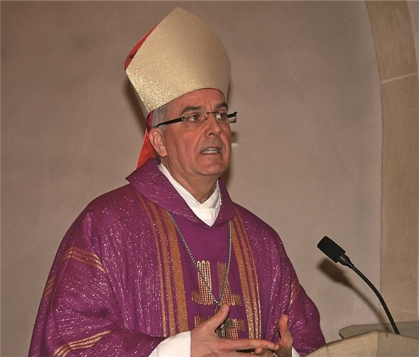 Der Trierer Weihbischof Jörg Michael Peters hielt die Abschiedsrede.Privat