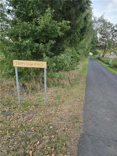 Der Trimm-Dich-Pfad befindet sich an der Willsburg auf dem geteerten Rundweg.