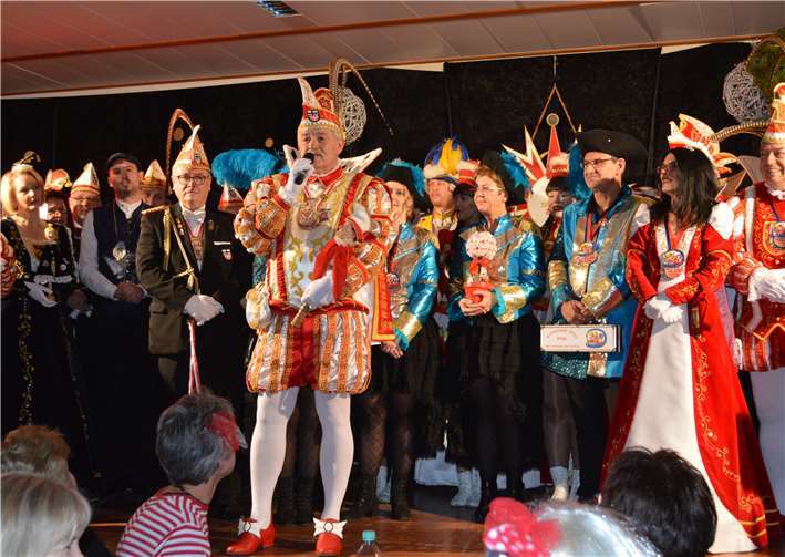 Der Unkelbacher Mathias Rudolphi als Ahrweiler Prinz. Fotos: AB