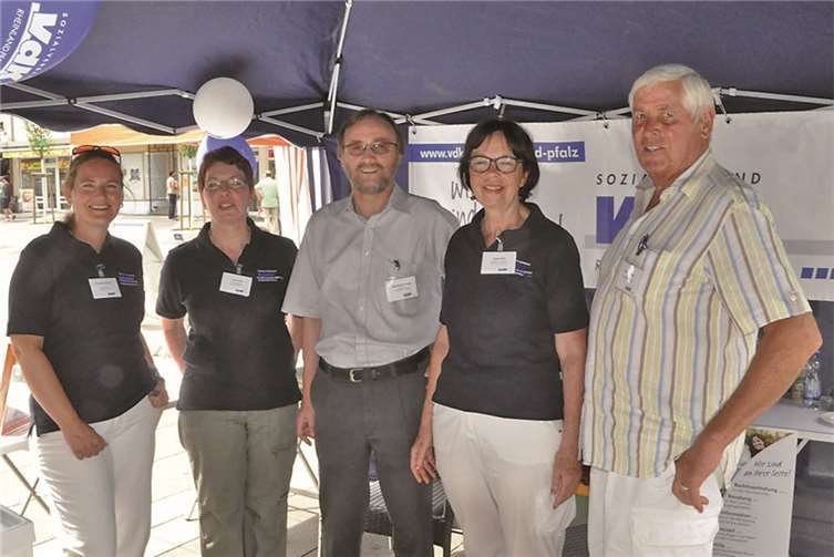 Der VdK-Kreisverband Neuwied nahm erneut mit einem Info-Stand teil. privat
