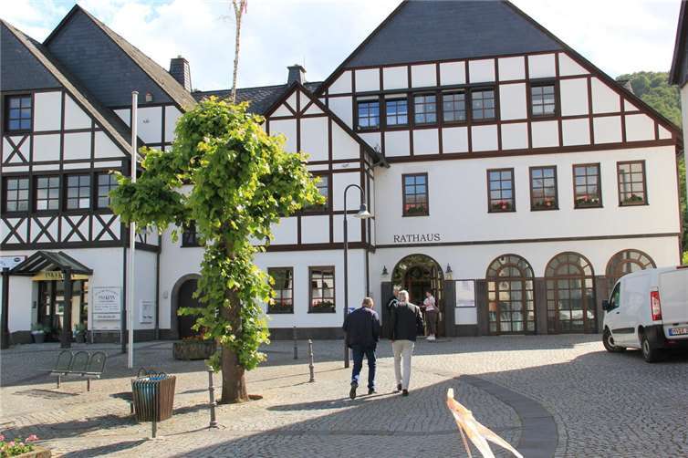 Mehr als zwei Millionen Euro für kommunale Projekte Der Verbandsgemeinderat von Bad Breisig tagte im Bürgerhaus von Brohl-Lützing. Foto: GS