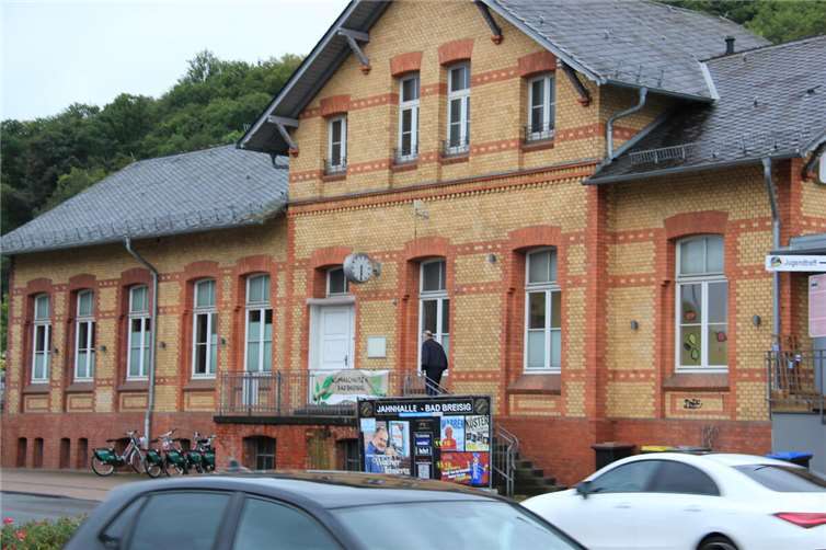 Der Verbandsgemeinderat von Bad Breisig tagte im Jugend- und Kulturbahnhof.  Fotos: GS