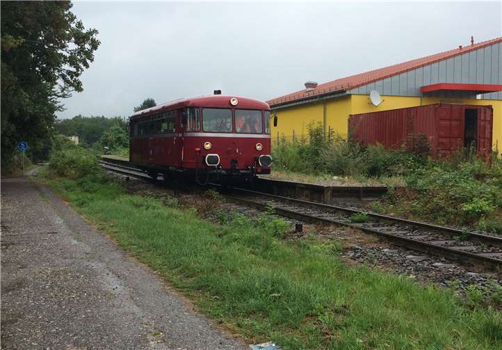 Der Verein Brexbachtalbahn e.V. hat unter anderem am Kaufland/City einen neuen Haltepunkt gebaut. Fotos: privat