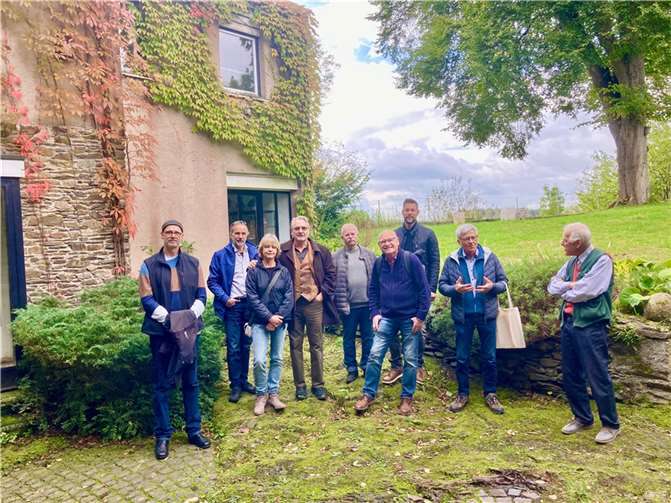 Der Verein Brexbachtalbahn war zu einem privaten Empfang auf die Burg eingeladen. Foto: privat