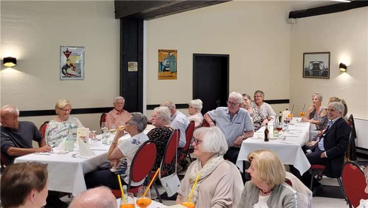 Der Verein plus/minus 60 aktiv feierte sein Frühlingsfest und hielt seine Jahreshauptversammlung ab. Foto: privat