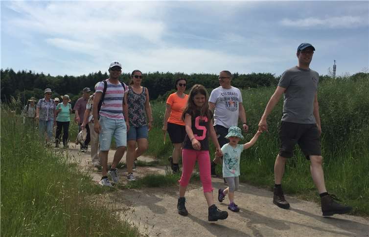 Der Verein veranstaltet eine geführte Tour durch die Gemarkung Jahrsfeld. privat