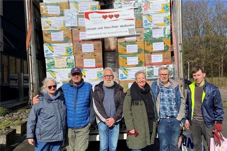 Der Verein zeigt sich zufrieden mit der Zusammenarbeit und bedankt sich herzlich bei allen Unterstützern fürGeld- und Sachspenden. Sie hoffen auf weitere Hilfe, denn durch den Krieg im Iran steigen bei uns auch dieKosten für den Transport per LKW erheblich.