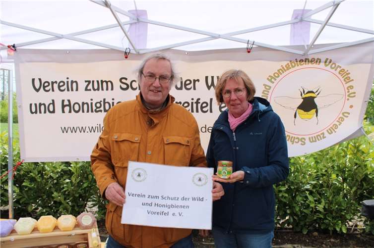 Der „Verein zum Schutz der Wild- und HonigbienenVoreifel e.V.“ präsentierte alles rund um Imkerei und Bienen.